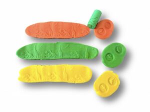 obtiskovaci_valecek_dinosauri