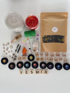 smyslovy-box-vesmir