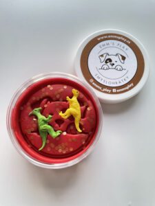 mini-modelina-dino