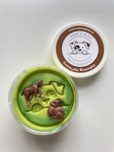 mini-modelina-farma