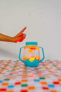 glo-pals-senzoricka-lahev-modra
