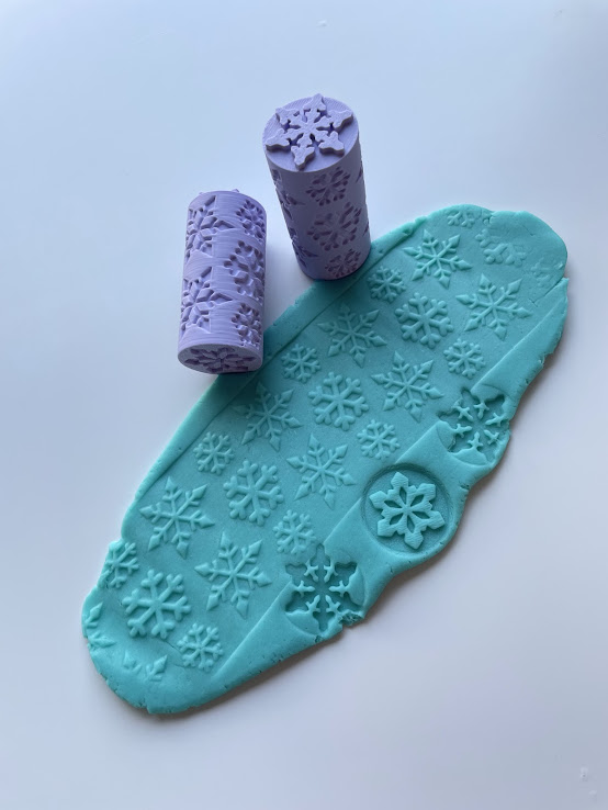 obtiskovaci-valecek-vlocky