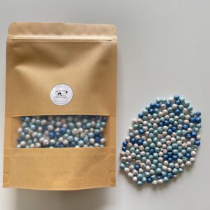 senzoricky-material-barevna-cizrna-modro-bily-mix