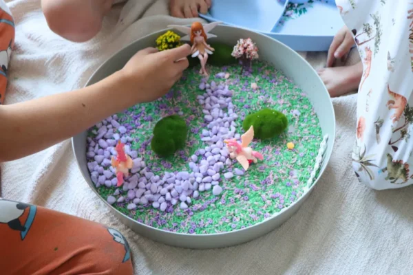 Senzorický třídící tác Play Tray, zelený - Image 3