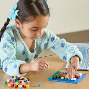 9463 Stem Pixel Art Challenge Girl2 1