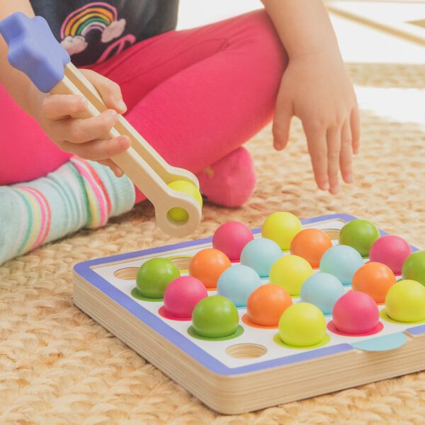 EI 1407 PatternSequencingWoodenBoard Lifestyle 49 web
