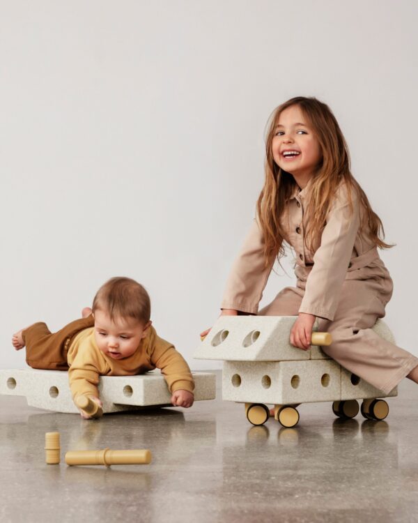 Explorer Set Sand Grey Honey Yellow slide 3 scaled