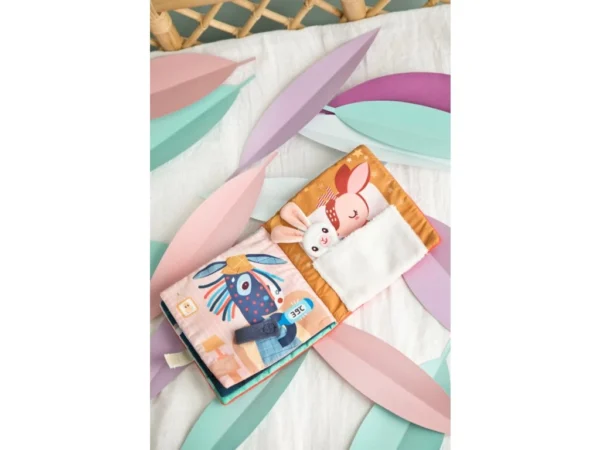 LILLI 83491 lilliputiens textilni knizka s aktivitami jelinek stella a jeho muchlacek 6