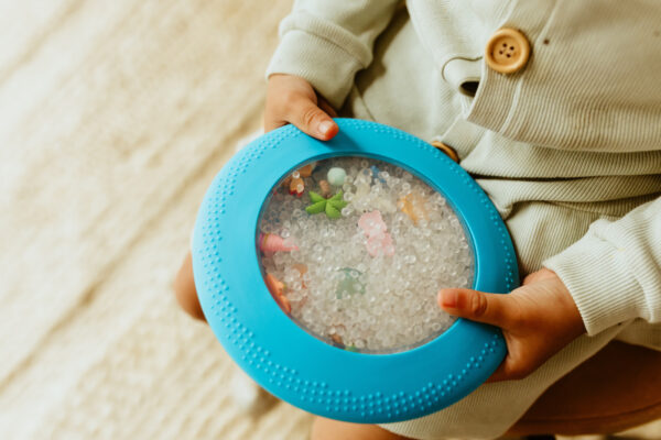 Jellystone Peekaboo Sensory Bag BEACH 321 8