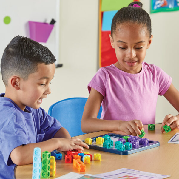 9336 Mathlink Cubes Brain Games Classroom1 1 1