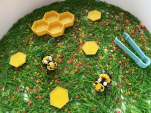 smyslova-tuba-louka-pro-vcely