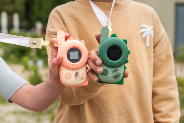 The zoofamily walkie talkie dino green dino pink 27