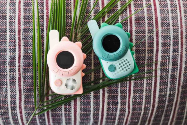 The zoofamily walkie talkie dino green dino pink 5