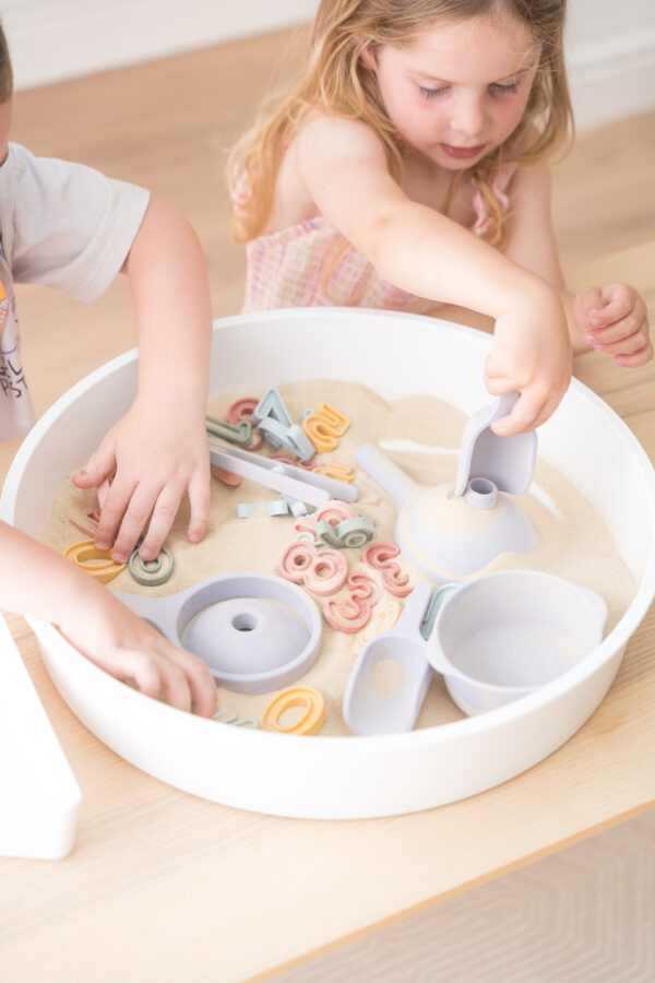 play-tray