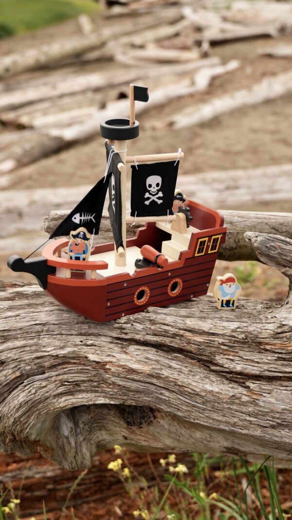 MT7903 Fishbones Pirate Ship 4