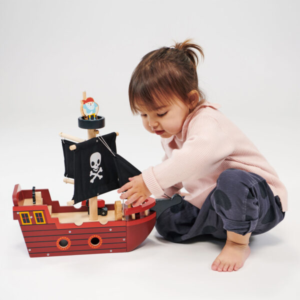 MT7903 fishbones pirate ship 5