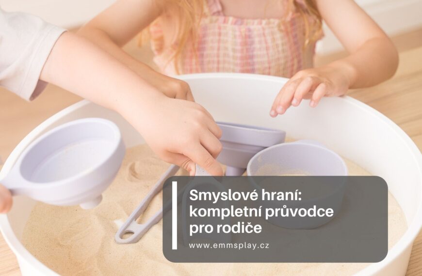 Dítě při sensory play