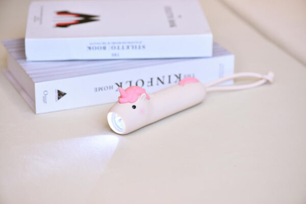 18562 Animal Flashlight Unicorn 1